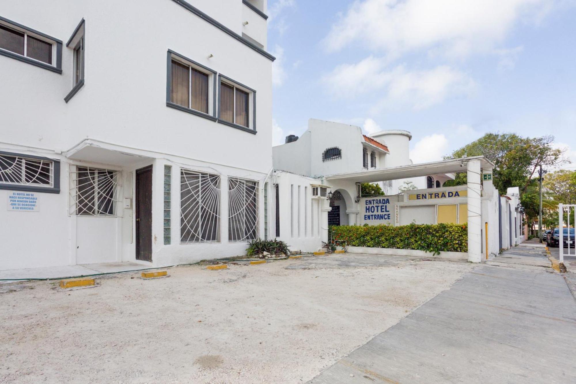 Hotel Capital O Farallon Inn, Cancun