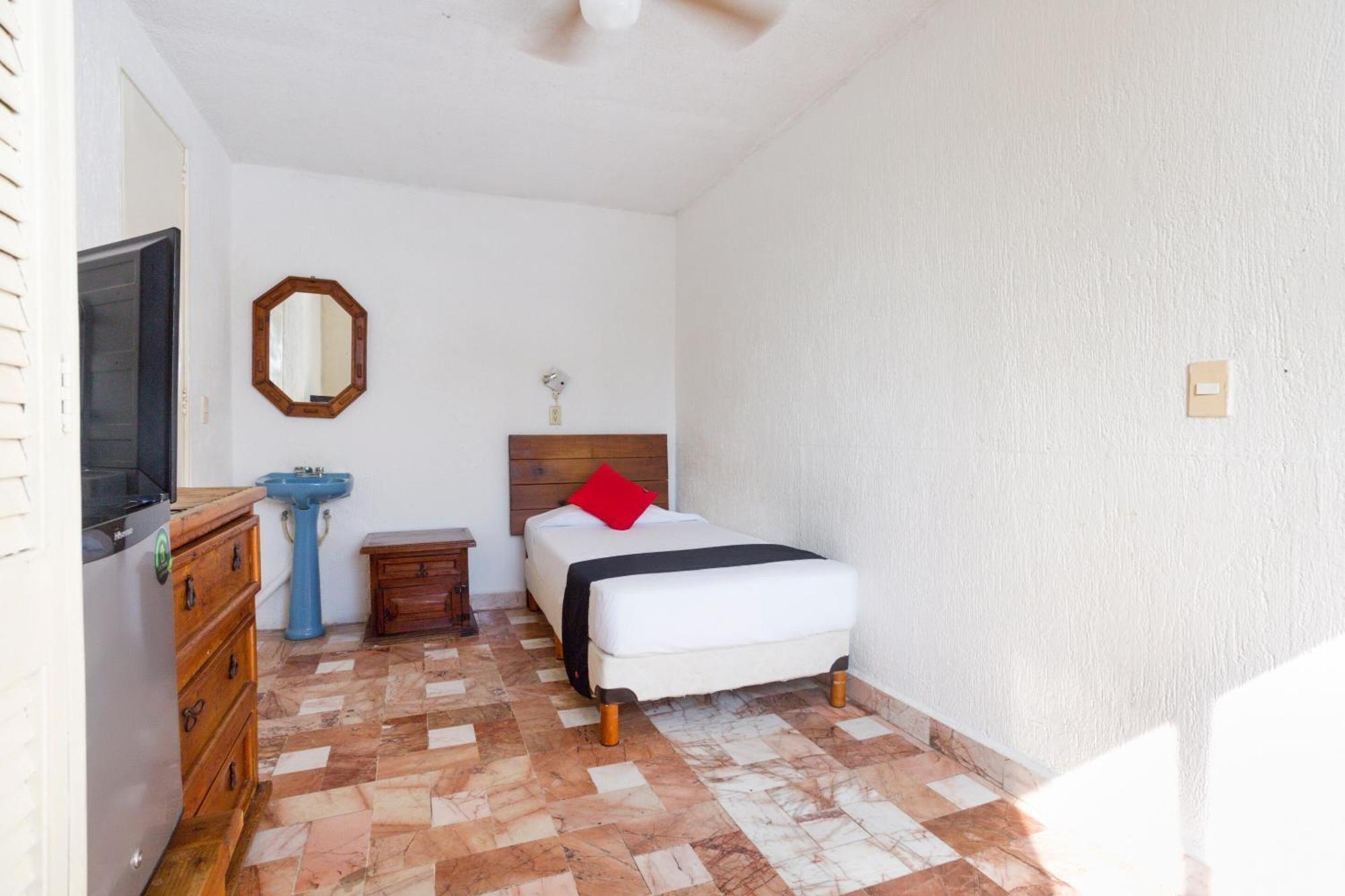 Capital O Farallon Inn, 5* Cancun